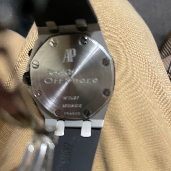 Audemar Piquet ROYAL OAK OFFSHORE - Picture 4 of 9